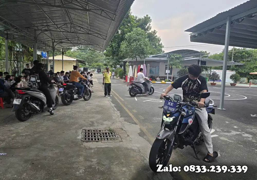 Trung Tâm Đào Tạo Lái Xe Đại Việt